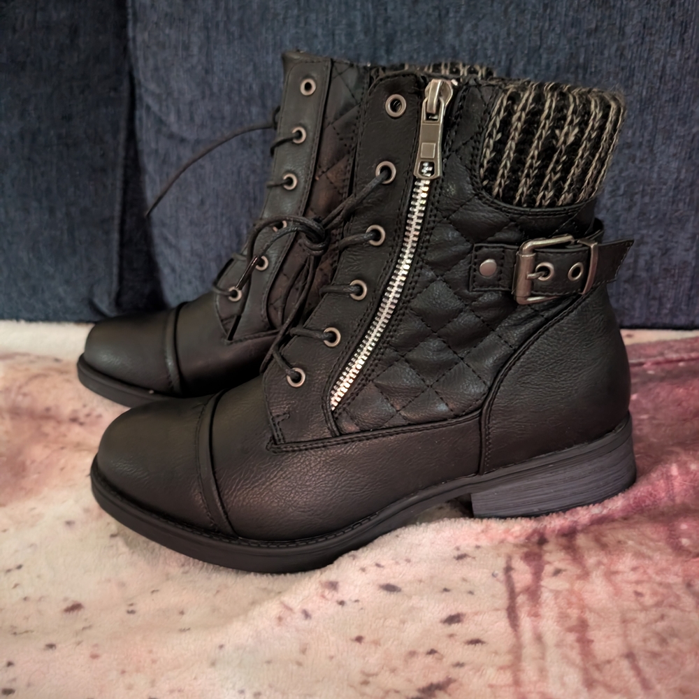 SHEIN Black Quilted Combat Boots with Zipper